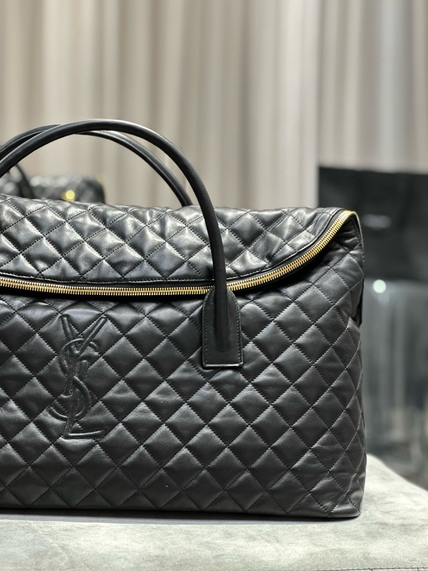 ES GIANT 56 BLACK COWHIDE LEATHER TRAVEL BAG