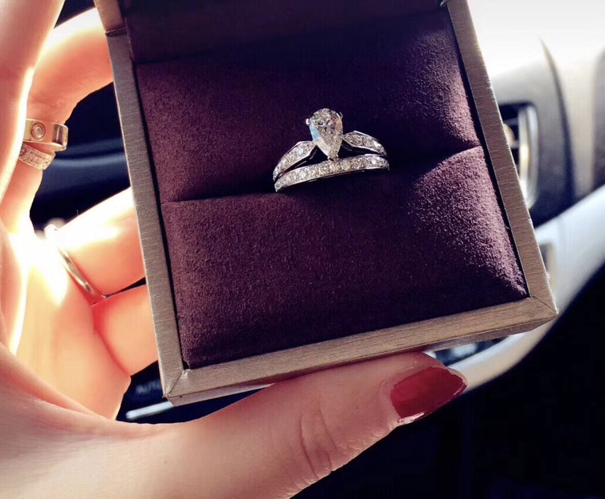 18K Josephine Engagement Ring