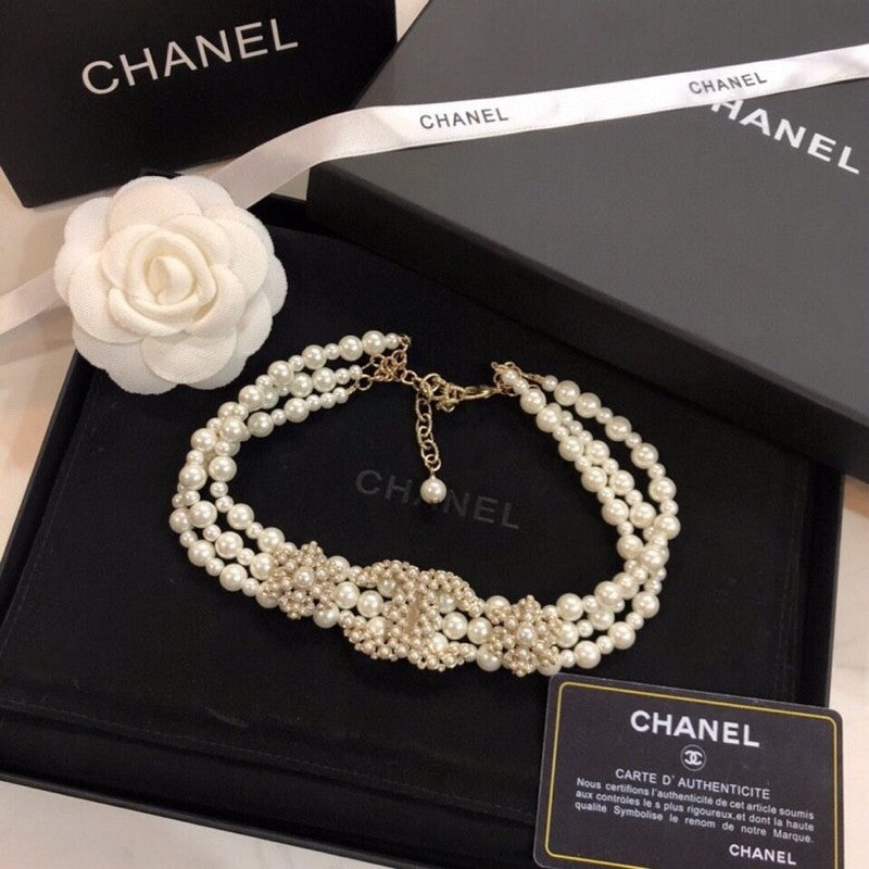 18K  Chanel Pearl Choker Necklace
