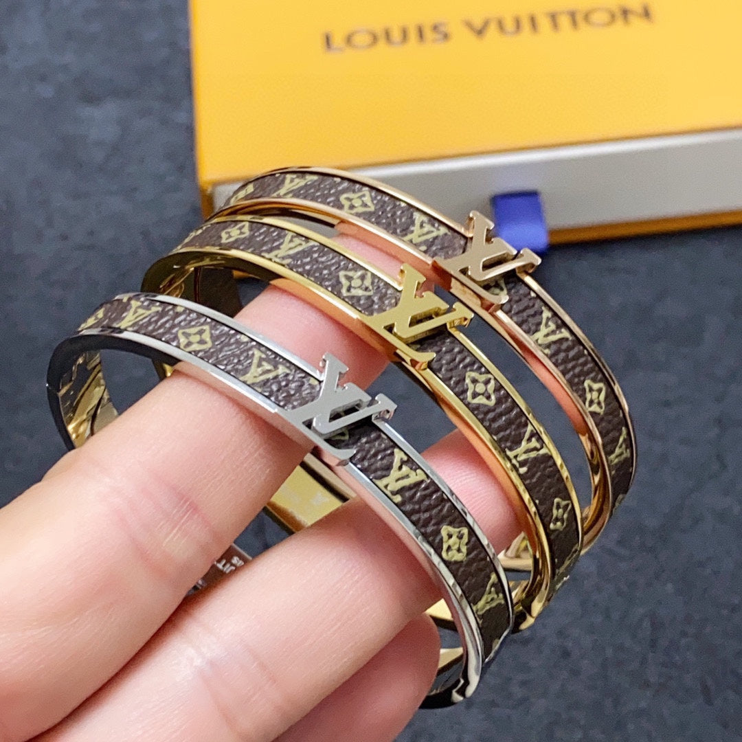 18K Louis Vuitton Leather Vintage Bracelet