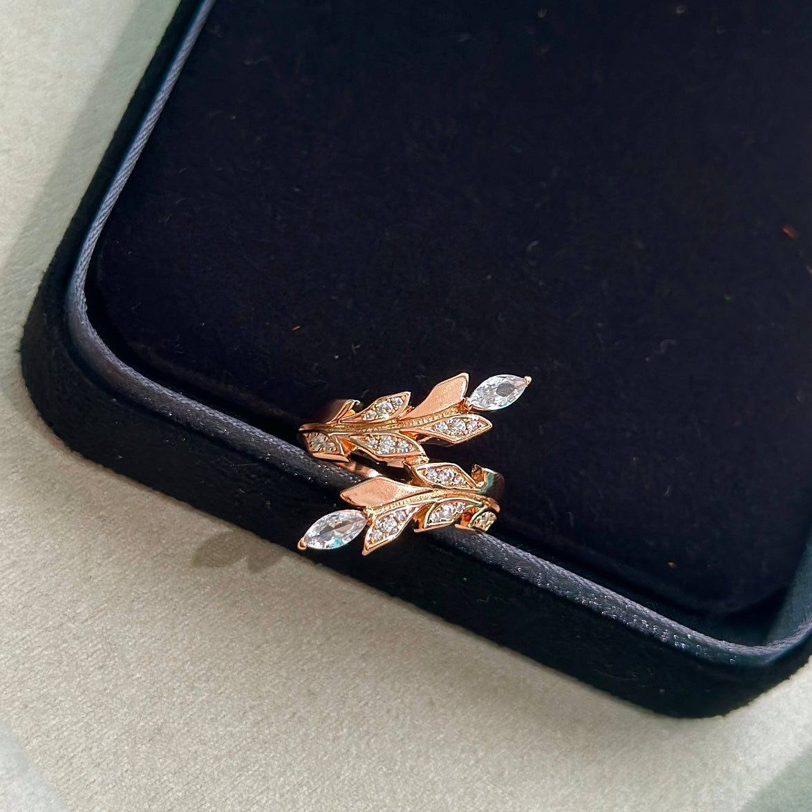 18K Tiffany Victoria Vine Bypass Ring